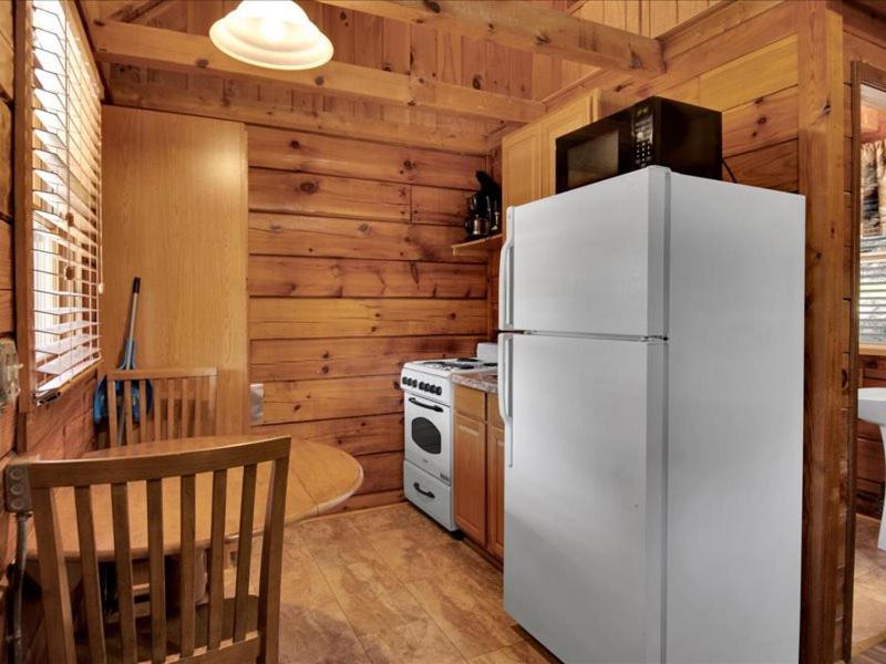 Cozy Cabin With Breathtaking Views Near Dollywood ピジョンフォージ エクステリア 写真
